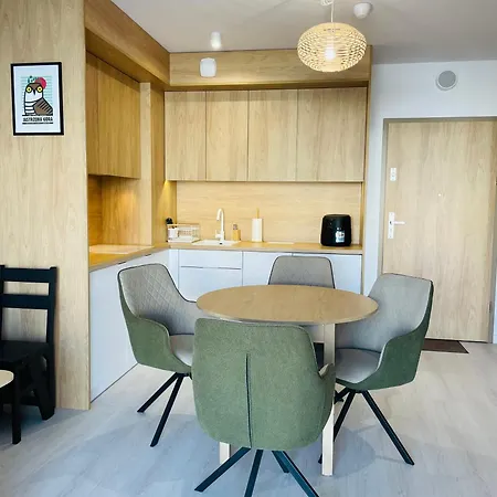 Zorza - Jacuzzi, Sauny, Sala Zabaw, Baseny, Parking, Do Plazy 400m Plaskie Zejscie Apartment Jastrzębia Góra