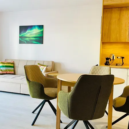 Apartment Zorza - Jacuzzi, Sauny, Sala Zabaw, Baseny, Parking, Do Plazy 400m Plaskie Zejscie Jastrzębia Góra