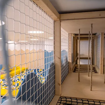 Zorza - Jacuzzi, Sauny, Sala Zabaw, Baseny, Parking, Do Plazy 400m Plaskie Zejscie Jastrzębia Góra