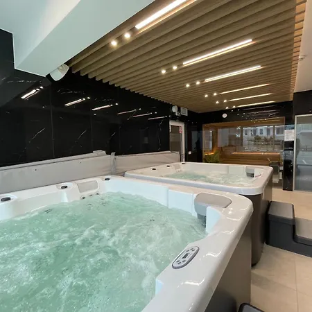 Zorza - Jacuzzi, Sauny, Sala Zabaw, Baseny, Parking, Do Plazy 400m Plaskie Zejscie *